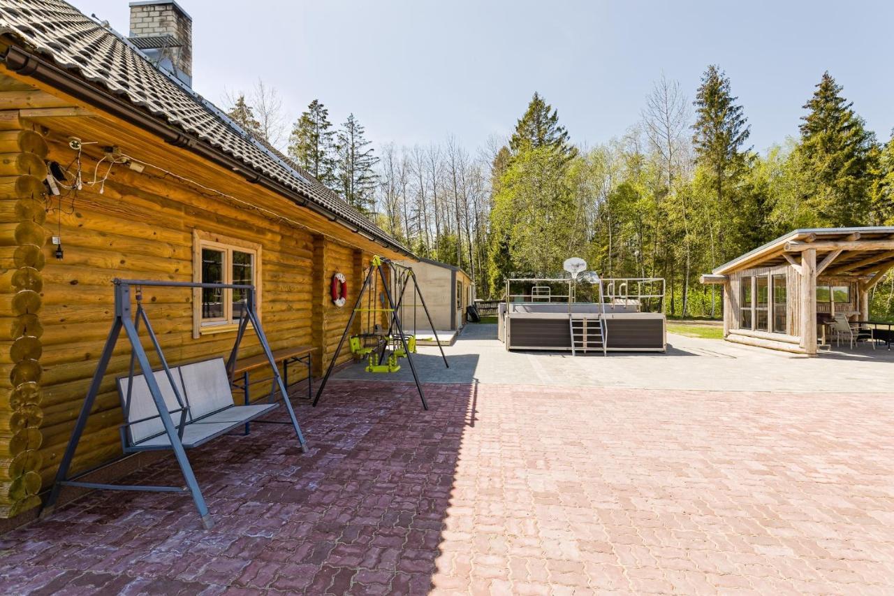 Kajamaa Holiday Home Saku Exterior photo
